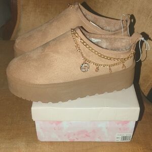 Women's Tan Samulet Platform Shoes with Chain Detail